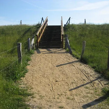 Fewo-Martje-Flohrs-Mit-Strandkorb-Am-Strand Sankt Peter-Ording